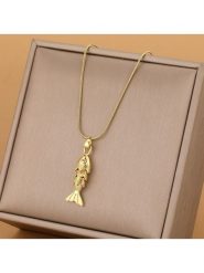 Atelier MIU Pozłacany naszyjnik z zawieszką i cyrkoniami - dł. 45 cm rozmiar: onesize. Żółte naszyjniki damskie atelier MIU, z cyrkonią, pozłacane. Za 34.99 zł.