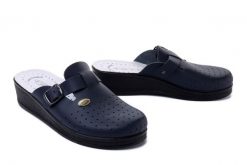 SANITAL FLEX 708/I blue, klapki damskie. Niebieskie klapki damskie Sanital-Flex, bez wzorów, ze skóry, bez obcasa, bez zapięcia. Za 114.90 zł.