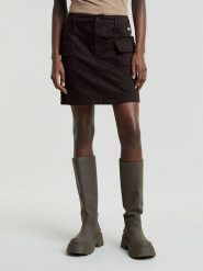 G-Star Spódnica w kolorze czarnym rozmiar: W30. Czarne spódnice damskie G-Star, bez wzorów, retro, mini. Za 183.59 zł.