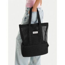 Torebka Guess Jeans. Czarne torebki klasyczne damskie Guess Jeans, z jeansu, bez dodatków. Za 189.99 zł.