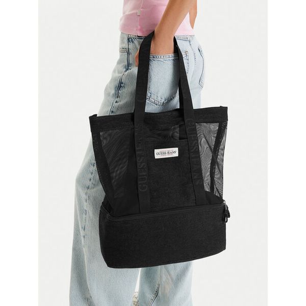 Torebka Guess Jeans. Czarne shopper bag Guess Jeans, z aplikacjami, z jeansu, bez dodatków. Za 97.99 zł.
