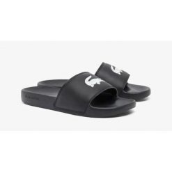 Klapki Sportowe Damskie Lacoste Serve Slide. Czarne klapki damskie Lacoste, bez wzorów, z materiału, bez obcasa, bez zapięcia. Za 155.20 zł.