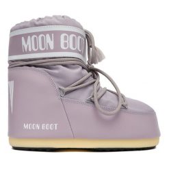Śniegowce Moon Boot. Fioletowe śniegowce damskie Moon Boot. Za 759.99 zł.