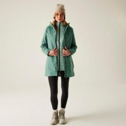 Kurtka zimowa damska 3 w 1 Denbury. Zielone kurtki damskie Regatta, na zimę, bez wzorów, z puchu, bez kaptura. Za 526.00 zł.