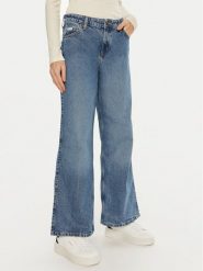 Guess Jeans Jeansy W4BA0Y D5CC4 Niebieski Relaxed Fit. Niebieskie jeansy damskie Guess Jeans. Za 239.99 zł.