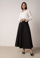 Czarna Wiskozowa Spódnica o Rozkloszowanym Kroju z Paskiem z Klamrą Lawedisa. Czarne spódnice damskie Born2be, do pracy, l, bez wzorów, z bawełny, biznesowe, maxi. Za 139.99 zł.