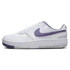 Buty do chodzenia damskie Nike Gamma Force Db. Białe obuwie sportowe damskie Nike, z materiału, bez zapięcia, trekkingowe. Za 441.00 zł.
