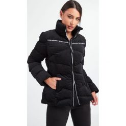 Kurtka EA7 EMPORIO ARMANI. Kurtki damskie EA7 Emporio Armani, xl, bez wzorów, bez kaptura. W wyprzedaży za 812.07 zł.