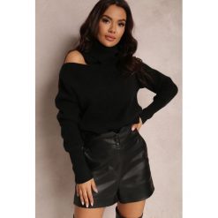 Czarny Golf z Wycięciem Taeroelle. Czarne golfy damskie Renee, bez wzorów, bez ramiączek. Za 139.99 zł.