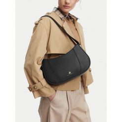 Torebka Beverly Hills Polo Club. Czarne torebki klasyczne damskie Beverly Hills Polo Club, bez dodatków. Za 179.99 zł.