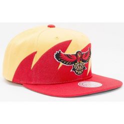Mitchell & Ness Czapka NBA Atlanta Hawks Snapback Czerwono-Złota. Żółte czapki damskie Mitchell & Ness, bez wzorów. Za 177.99 zł.