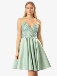 APART Sukienka w kolorze zielonym rozmiar: 36. Zielone sukienki damskie Apart, bez wzorów, z koronki, sportowe, bez ramiączek. Za 217.99 zł.