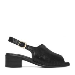 Sandały Lasocki. Czarne sandały damskie Lasocki, bez wzorów, bez obcasa, na słupku, bez zapięcia. Za 179.99 zł.