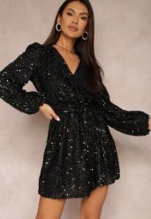 Czarna Sukienka Cekinowa z Kopertowym Dekoltem Voodek. Czarne sukienki damskie Renee, bez wzorów, z jeansu, eleganckie, bez ramiączek. W wyprzedaży za 175.99 zł.