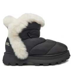 Śniegowce Steve Madden. Czarne śniegowce damskie Steve Madden. Za 669.99 zł.
