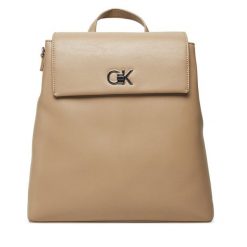 Plecak Calvin Klein. Brązowe plecaki Calvin Klein, bez wzorów. Za 399.99 zł.