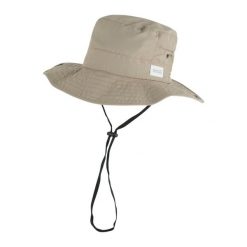 Czapka turystyczna unisex II. Białe czapki damskie Regatta, bez wzorów, z poliamidu. Za 80.00 zł.