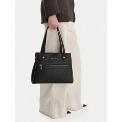 Torebka Nine West. Czarne torebki klasyczne damskie Nine West, bez dodatków. Za 249.99 zł.