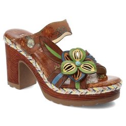 Brązowe Klapki Laura Vita Eleganckie Obuwie Damskie. Brązowe klapki damskie LAURA VITA, bez wzorów, z materiału, bez obcasa, na obcasie, bez zapięcia. Za 359.00 zł.