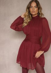 Bordowa Rozkloszowana Sukienka z Półprzeźroczystymi Wstawkami i Stójką Gelabine. Czerwone sukienki damskie Renee, bez wzorów, eleganckie, bez ramiączek. Za 149.99 zł.