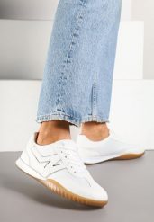 Białe Sneakersy Tenisówki z Ozdobną Boczną Naszywką Ranilsa. Białe obuwie sportowe damskie Born2be, z jeansu, bez zapięcia, tenisowe. Za 89.99 zł.