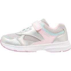 Geox HOSHIKO GIRL Tenisówki i Trampki silver/pink. Szare buty sportowe dziewczęce Geox, z materiału. Za 219.00 zł.