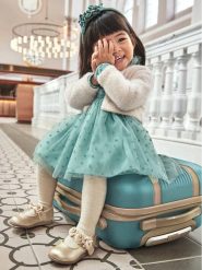 Mayoral Sukienka elegancka 2907 Zielony Regular Fit. Zielone sukienki dziewczęce Mayoral, bez wzorów, z syntetyku, bez ramiączek. Za 99.99 zł.