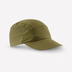 Czapka turystyczna z daszkiem Quechua Hike 500 Compact. Zielone czapki z daszkiem damskie FORCLAZ, bez wzorów, z materiału. Za 39.99 zł.