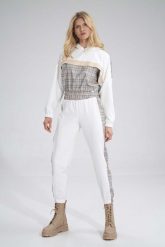 Sportowe Spodnie z Kolorowym Lampasem - Wzór 121. Spodnie dresowe damskie Figl, xl, bez wzorów, z dresówki. Za 189.00 zł.