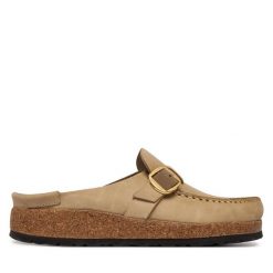 Klapki Birkenstock. Brązowe klapki damskie Birkenstock, bez wzorów, bez obcasa, bez zapięcia. Za 679.99 zł.