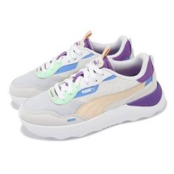 Buty damskie Puma Runtamed Platform. Białe obuwie sportowe treningowe Puma, trekkingowe. Za 199.99 zł.