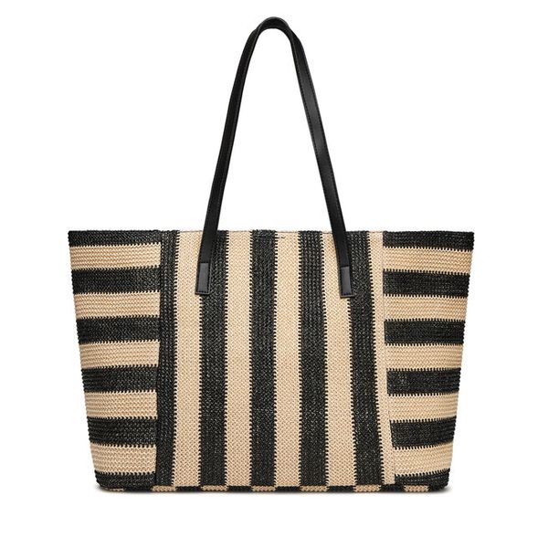 Torebka JENNY. Czarne shopper bag Jenny, bez wzorów, bez dodatków. Za 129.99 zł.
