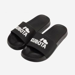 Klapki Kubota Basenowe Basic Czarne. Czarne klapki damskie Kubota, bez wzorów, z materiału, bez obcasa, bez zapięcia. Za 69.99 zł.