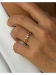 Les Favorites Pozłacany pierścionek z cyrkoniami rozmiar: 52. Żółte pierścionki damskie Les Favorites, z cyrkonią, pozłacane. Za 280.44 zł.