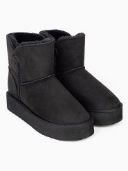ISLAND BOOT Botki zimowe "Chloe" w kolorze czarnym rozmiar: 41. Czarne botki damskie Island Boot, na zimę, bez obcasa, bez zapięcia. Za 175.67 zł.