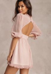 Różowa Sukienka Thelaia. Czerwone sukienki damskie Renee, bez wzorów, z tkaniny, wizytowe, bez ramiączek. W wyprzedaży za 143.99 zł.