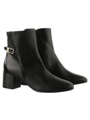 Högl Skórzane botki "Ella" w kolorze czarnym rozmiar: 39. Czarne botki damskie Högl, eleganckie, bez obcasa, bez zapięcia. Za 344.95 zł.