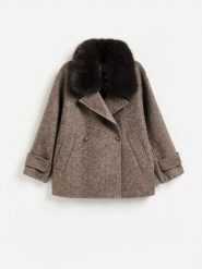 Płaszcz z wełną - brązowy. Brązowe płaszcze damskie Reserved, l, bez wzorów, z tkaniny, bez kaptura. Za 499.99 zł.