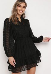 Czarna Rozkloszowana Sukienka Mini z Bufiastymi Rękawami i Falbanką Illathi. Czarne sukienki damskie Born2be, z aplikacjami, bez ramiączek. W wyprzedaży za 118.99 zł.