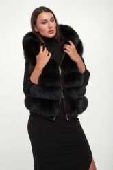 Kamizelka damska futrzana dwustronna z lisa SUPREMA. Kamizelki damskie Suprema, bez wzorów, z futra, bez kaptura. Za 7,599.00 zł.