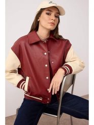 Trendyol Kurtka w kolorze czerwono-beżowym ze skóry syntetycznej rozmiar: M. Czerwone kurtki damskie Trendyol, m, bez wzorów, prążkowane, bez kaptura. Za 218.57 zł.