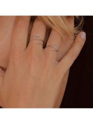 DIA DIAMONDS Srebrny pierścionek z diamentami rozmiar: 58. Szare pierścionki damskie DIA DIAMONDS, z diamentem, srebrne. Za 97.95 zł.