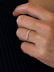 DIA DIAMONDS Srebrny pierścionek z diamentami rozmiar: 58. Szare pierścionki damskie DIA DIAMONDS, z diamentem, srebrne. Za 128.95 zł.