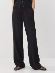 Someday. Spodnie w kolorze czarnym rozmiar: 40. Czarne spodnie materiałowe damskie someday., bez wzorów, z materiału. Za 187.99 zł.