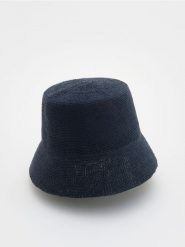Kapelusz bucket - granatowy. Niebieskie kapelusze damskie Reserved, bez wzorów. W wyprzedaży za 55.99 zł.