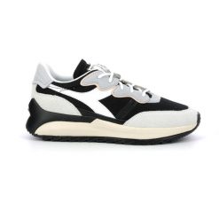 Sneakersy damskie DIADORA JOLLY PURE WN. Czarne obuwie sportowe damskie Diadora, bez zapięcia, trekkingowe. Za 169.99 zł.