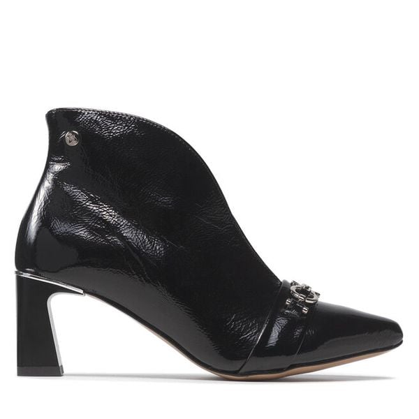 Botki Maciejka. Czarne botki damskie Maciejka, bez obcasa, na słupku, bez zapięcia. Za 319.99 zł.