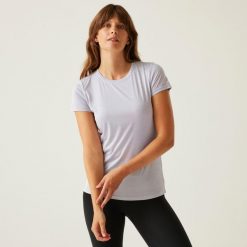 Koszulka sportowa damska Fingal Edition szybkoschnąca. Fioletowe koszulki sportowe damskie Dare 2b, bez wzorów, bez ramiączek, trekkingowe. Za 140.00 zł.