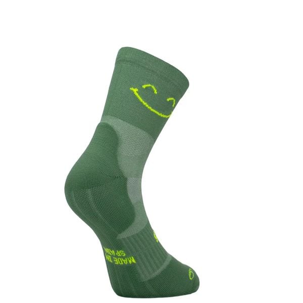Skarpetki biegowe Sporcks Happy Mode. Białe skarpetki damskie SPORCKS, bez wzorów, z nylonu. Za 154.00 zł.