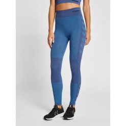 Legginsy damskie Hummel Clea. Niebieskie legginsy sportowe damskie Hummel, bez wzorów, z materiału, na fitness i siłownię. Za 168.00 zł.